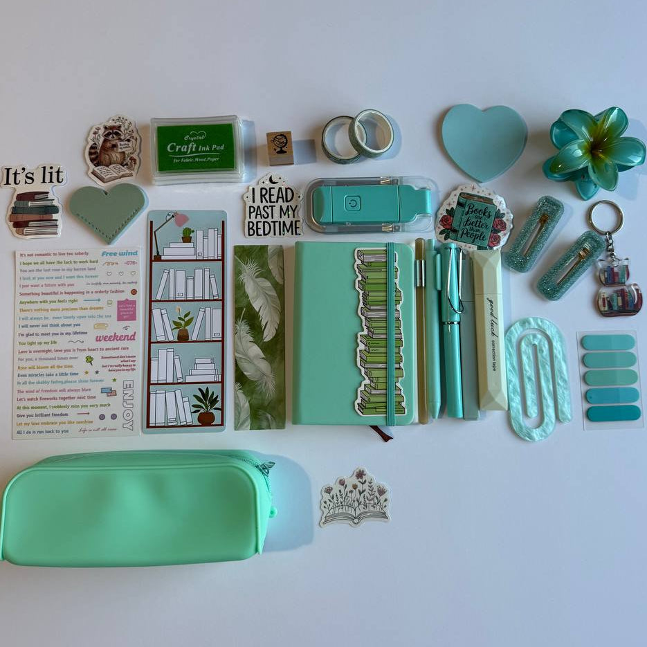 Bookish Bundle TIFFANY