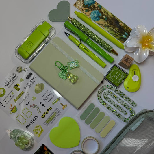 Bookish Bundle GREEN GRASS
